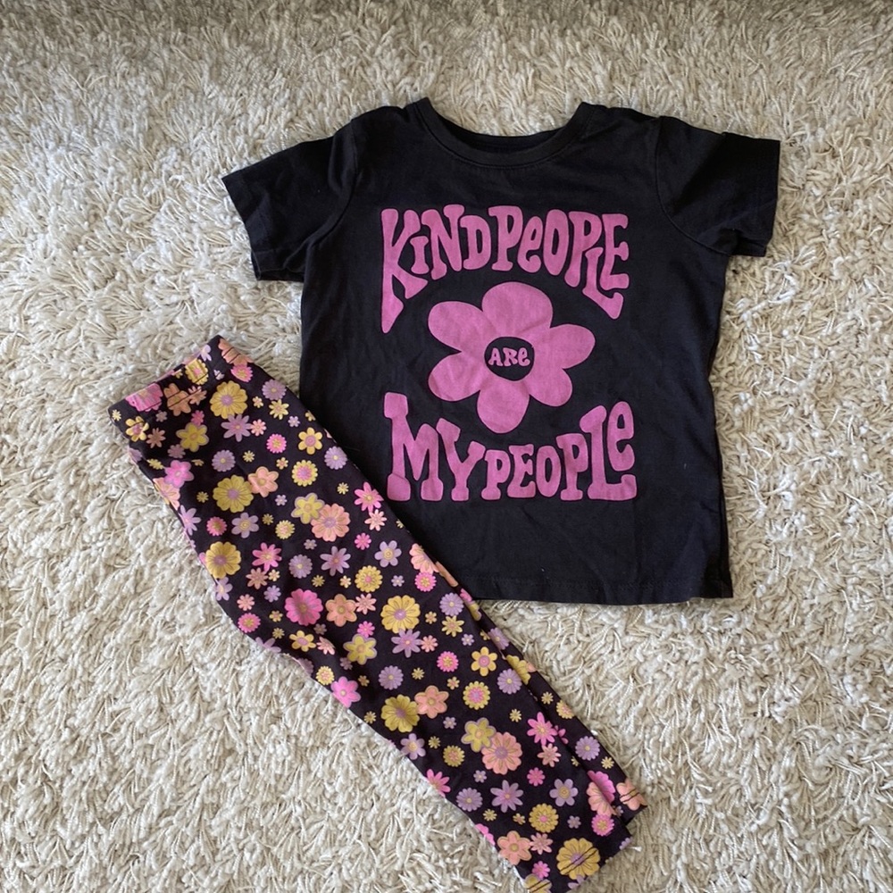 Tshirt and leggings toddler set